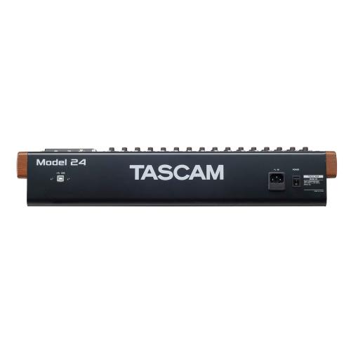 musicshop_wyrwas_tascam_model24_hinten